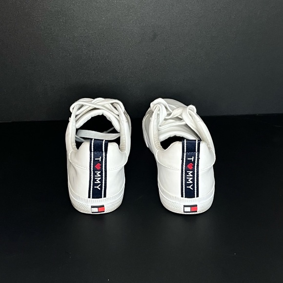 Tommy Hilfiger Low Rise Shoes - Picture 7 of 8